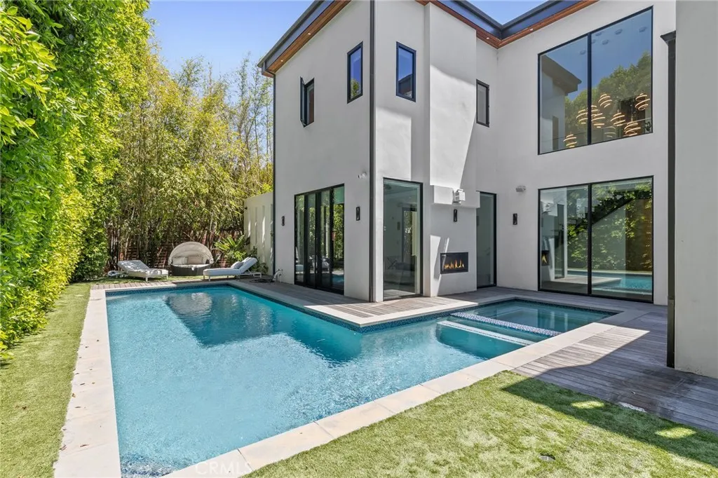 15241 Greenleaf, Sherman Oaks, California 91403 home-pic-33