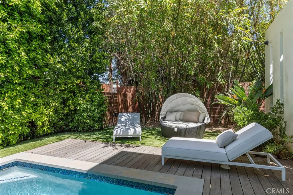 15241 Greenleaf, Sherman Oaks, California 91403 home-pic-39