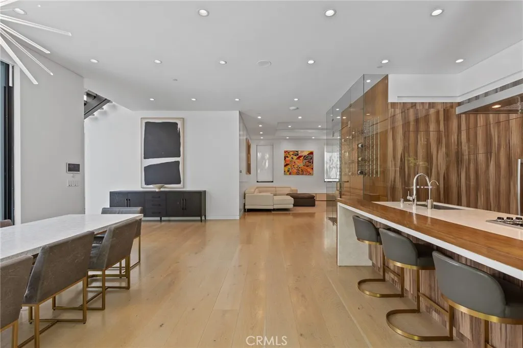 15241 Greenleaf, Sherman Oaks, California 91403 home-pic-5