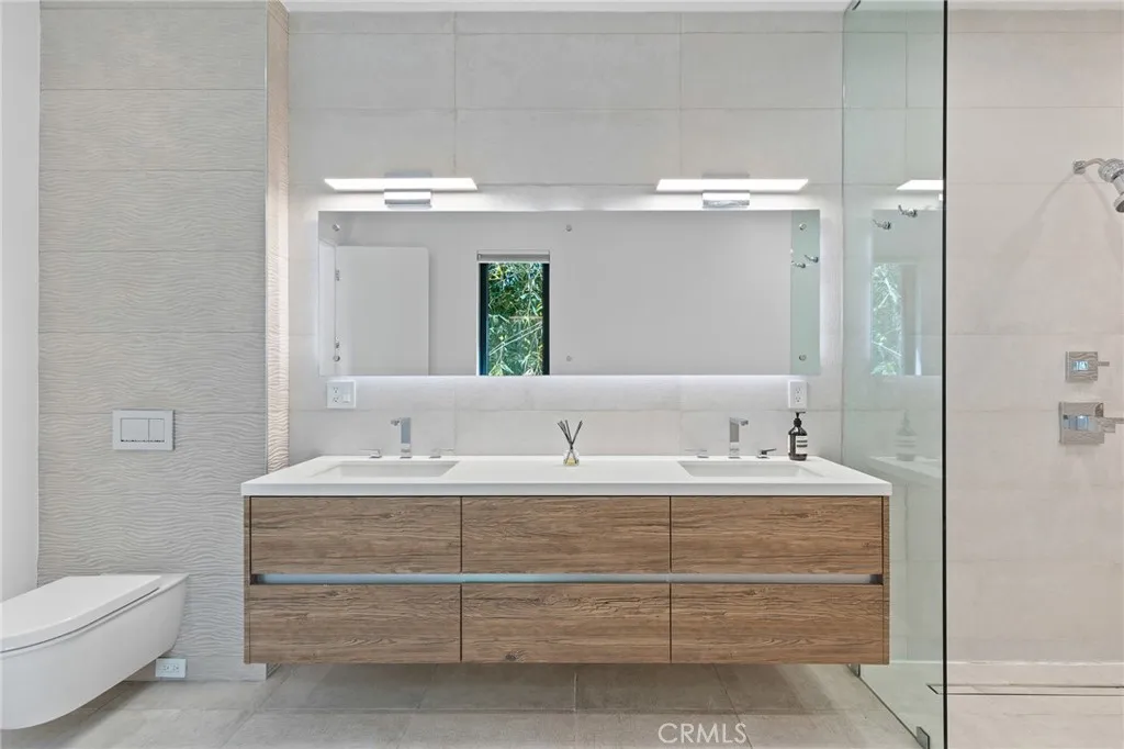 15241 Greenleaf, Sherman Oaks, California 91403 home-pic-63