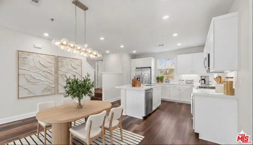 Virtually Staged Dining Room