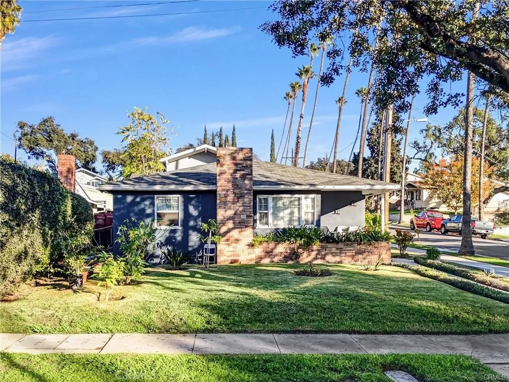 1380 1382 Glen Avenue, Pasadena, California 91103 home-pic-1