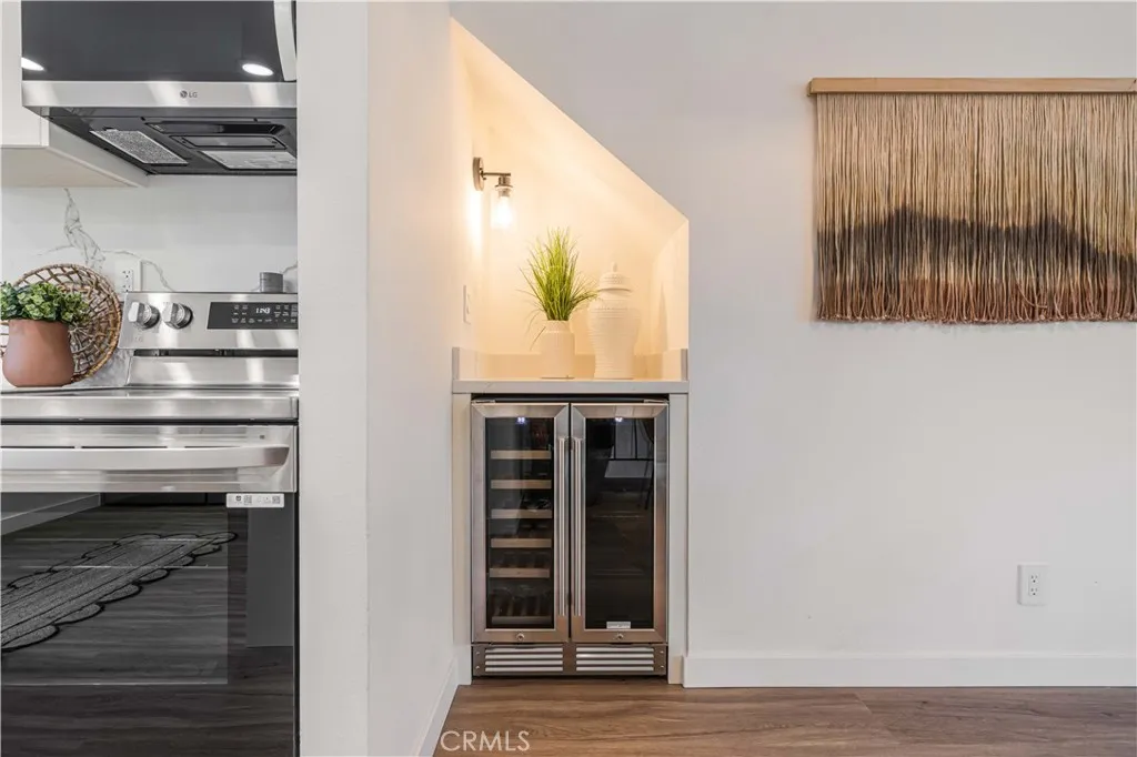 4902 Maytime, Culver City, California 90230 home-pic-7
