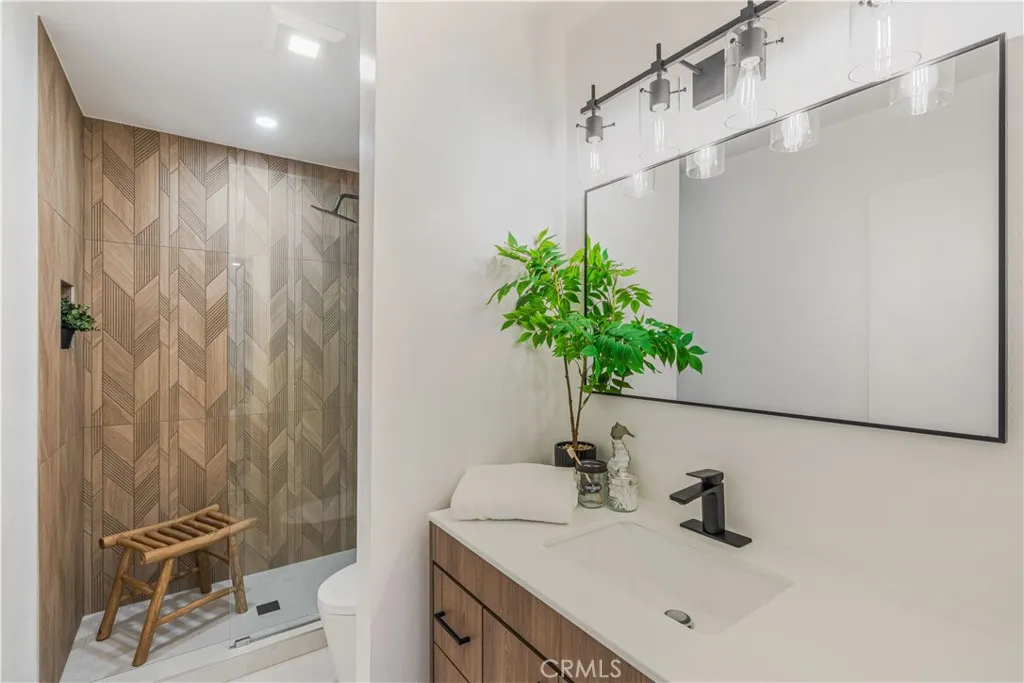 4902 Maytime, Culver City, California 90230 home-pic-15