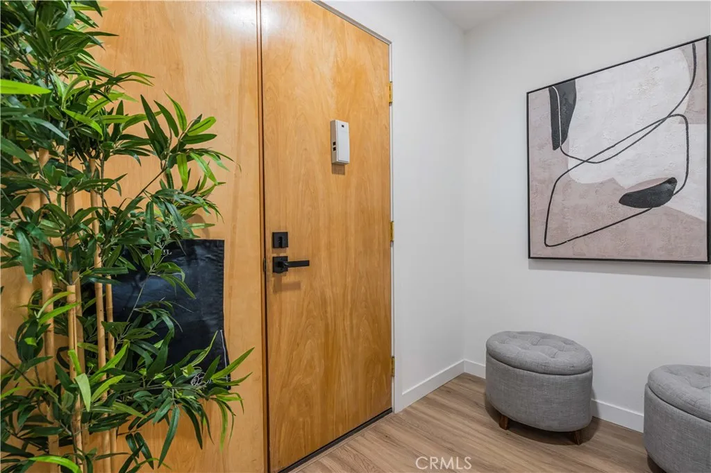 4902 Maytime, Culver City, California 90230 home-pic-22
