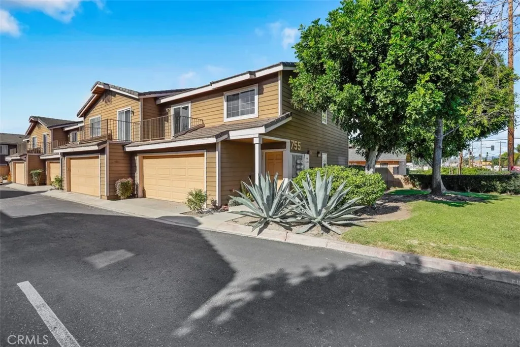 755 N East, Anaheim, California 92805 home-pic-31