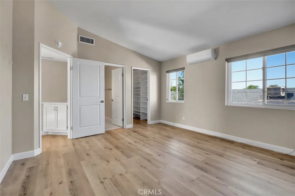 755 N East, Anaheim, California 92805 home-pic-6
