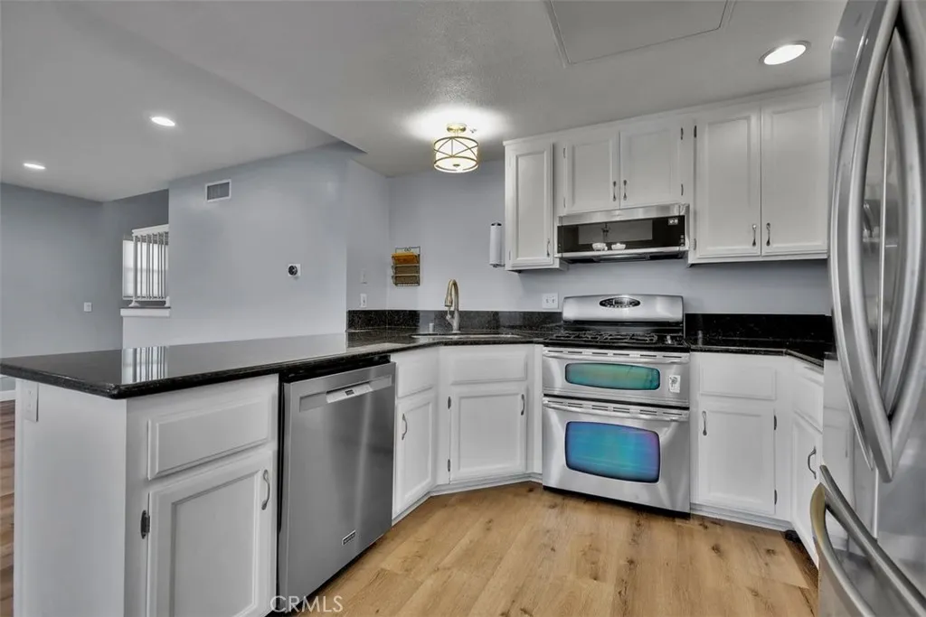 755 N East, Anaheim, California 92805 home-pic-19