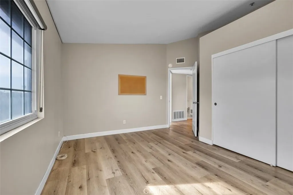 755 N East, Anaheim, California 92805 home-pic-10