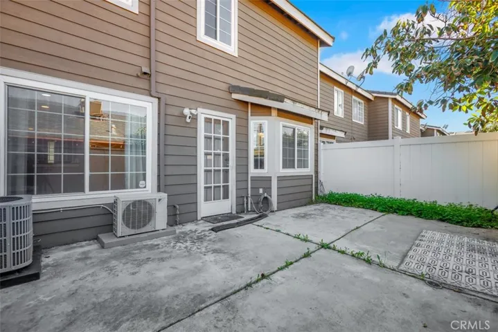 755 N East, Anaheim, California 92805