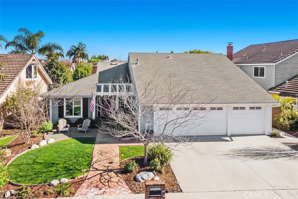 17552 Putney, Huntington Beach, California 92649 home-pic-1