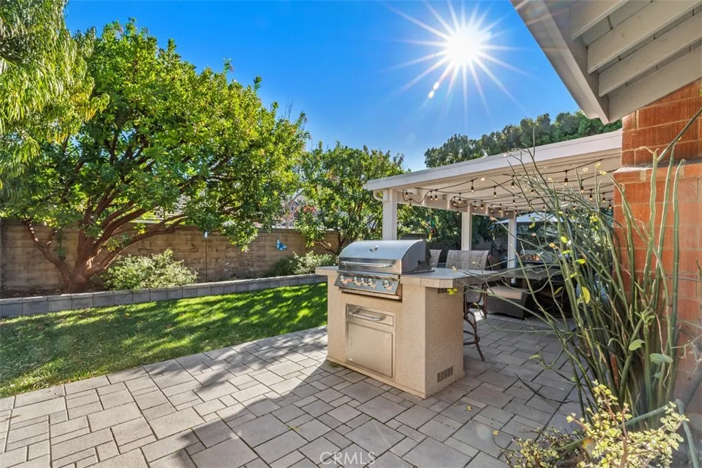 17552 Putney, Huntington Beach, California 92649 home-pic-46