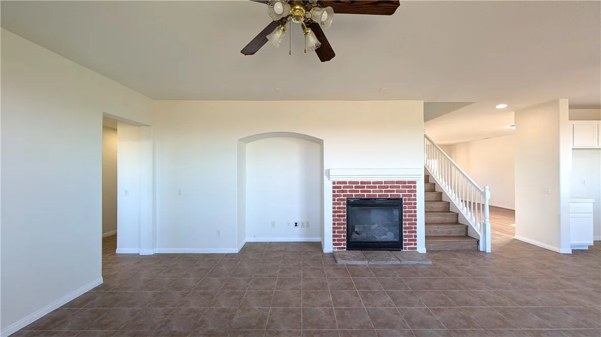 13645 Mayflower, Victorville, California 92392 home-pic-14