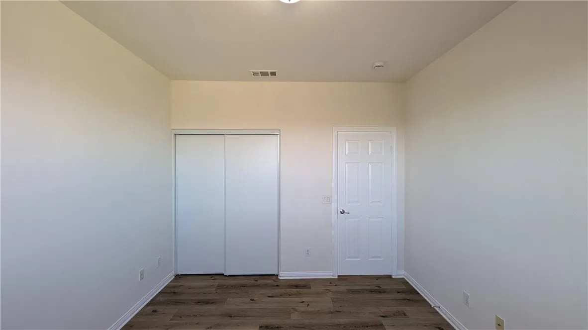 13645 Mayflower, Victorville, California 92392 home-pic-18