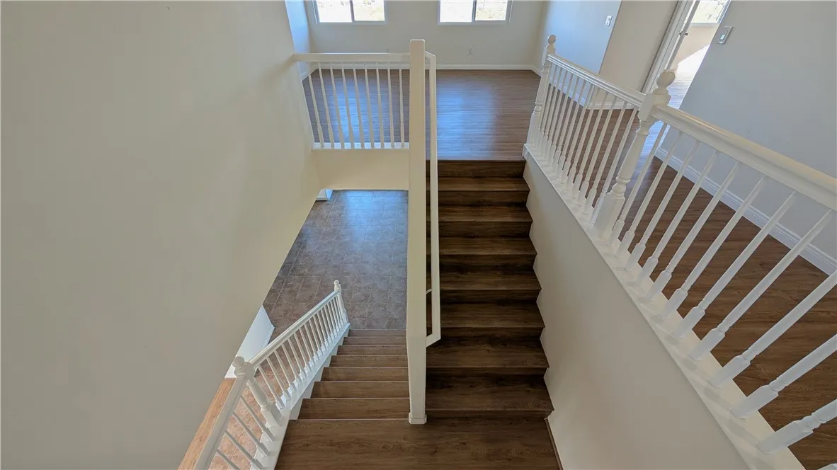 13645 Mayflower, Victorville, California 92392 home-pic-21