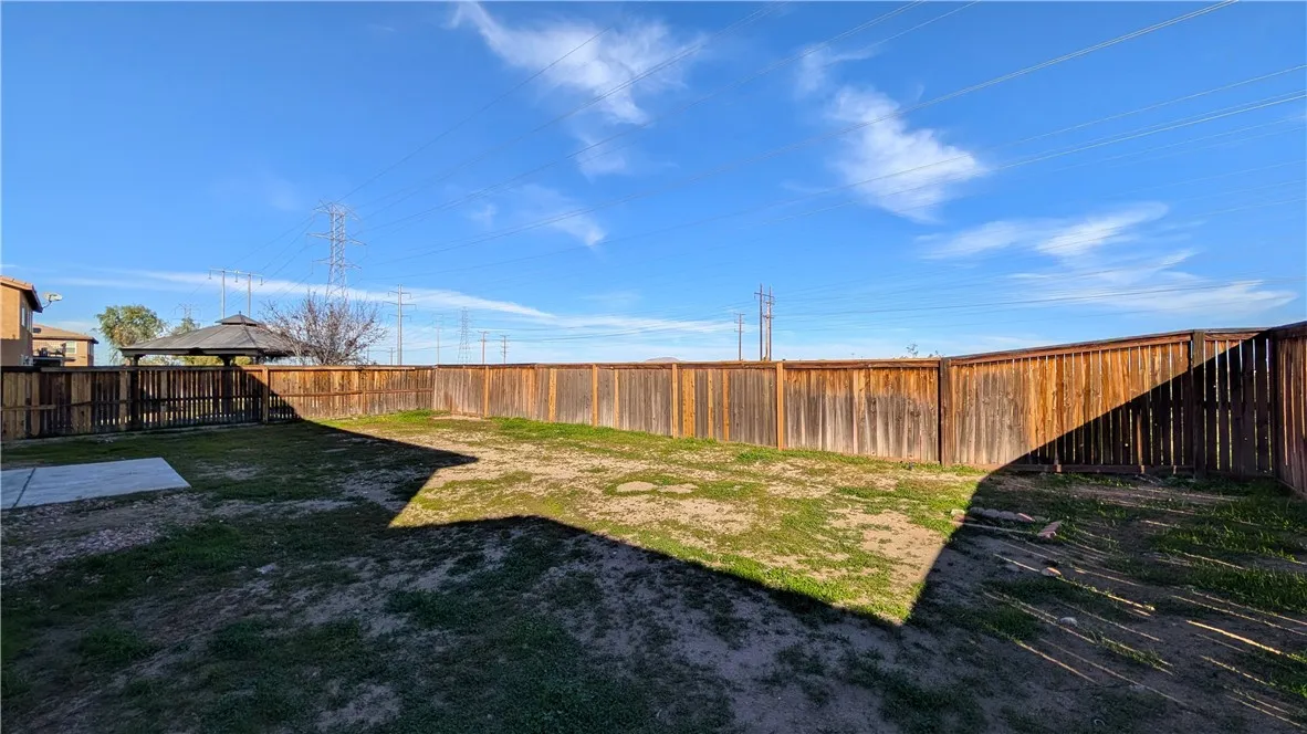 13645 Mayflower, Victorville, California 92392 home-pic-48