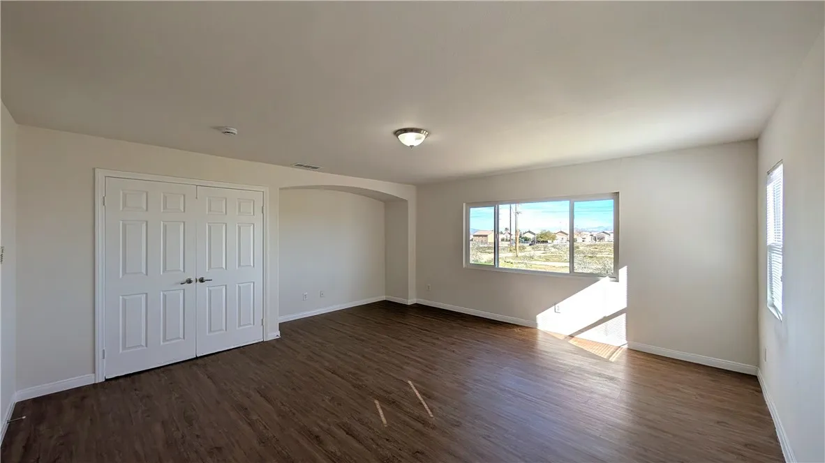 13645 Mayflower, Victorville, California 92392 home-pic-26