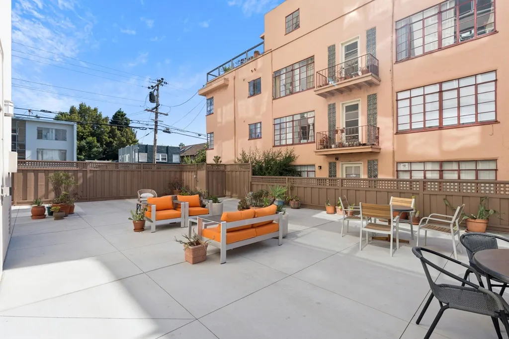 2550 Dana 2f, Berkeley, California 94704 home-pic-19