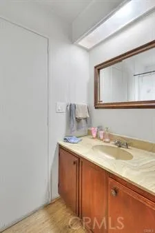 Hallway bathroom 1