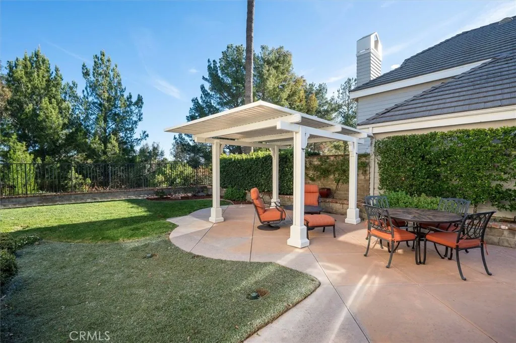 25912 Bellis, Valencia, California 91355 home-pic-19