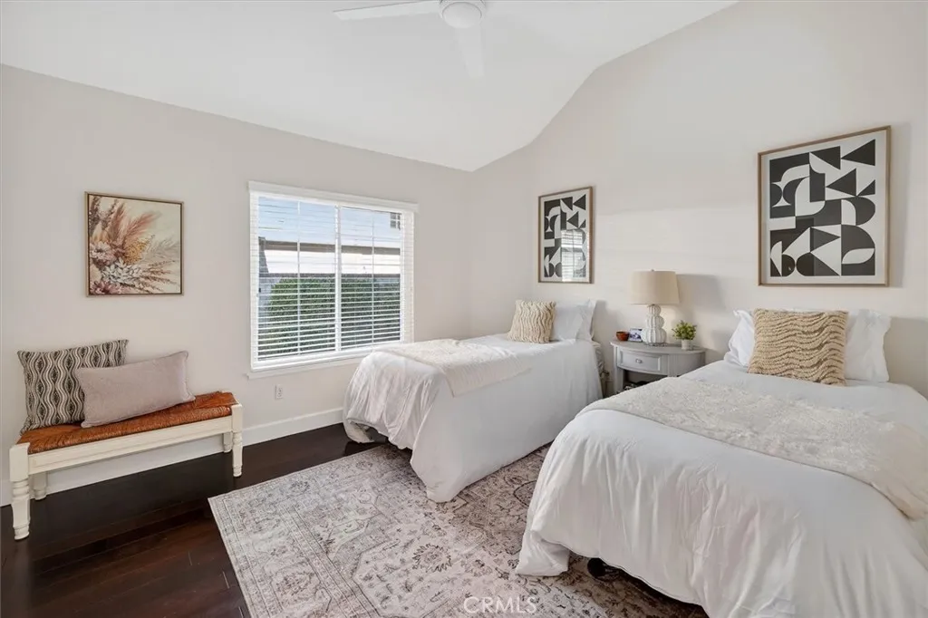25912 Bellis, Valencia, California 91355 home-pic-12