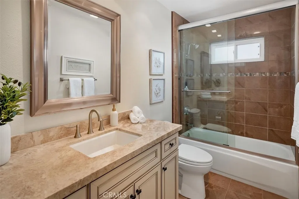 25912 Bellis, Valencia, California 91355 home-pic-14