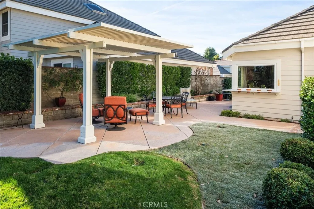 25912 Bellis, Valencia, California 91355 home-pic-25