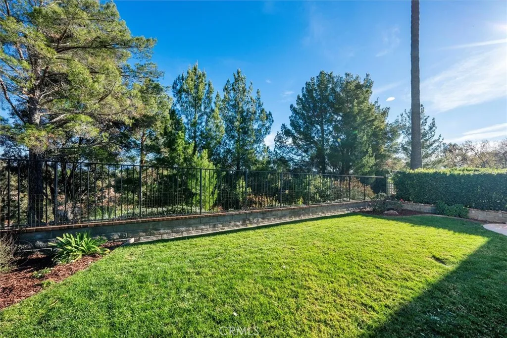 25912 Bellis, Valencia, California 91355 home-pic-18