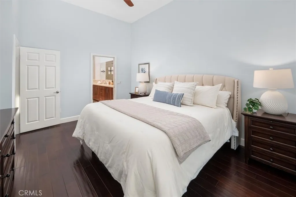 25912 Bellis, Valencia, California 91355 home-pic-47