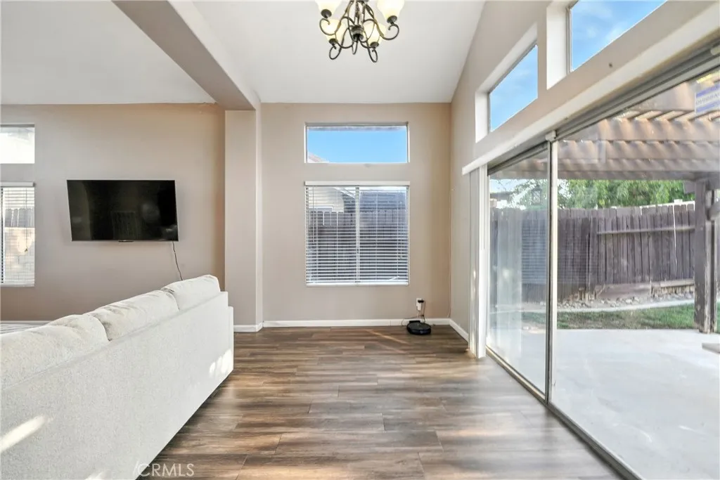 45050 Bevington, Lancaster, California 93535 home-pic-9