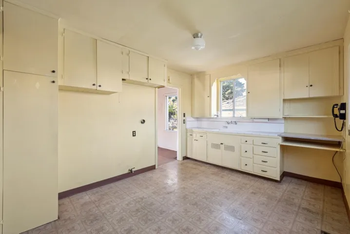 725 Pomona Ave, El Cerrito, California 94530
