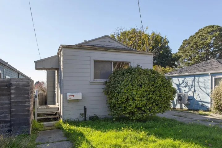725 Pomona Ave, El Cerrito, California 94530