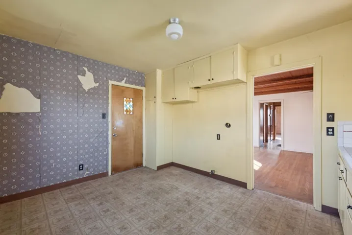 725 Pomona Ave, El Cerrito, California 94530