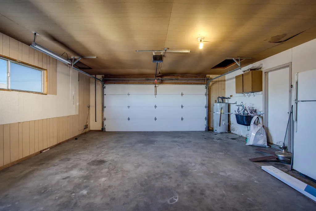 7348 Palomar Avenue, Yucca Valley, California 92284 home-pic-13