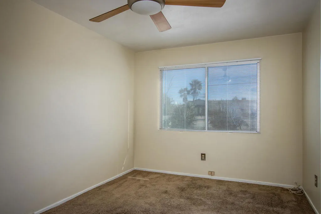 7348 Palomar Avenue, Yucca Valley, California 92284 home-pic-18