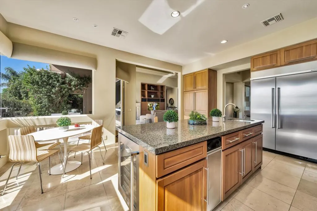 48457 Vista Palomino, La Quinta, California 92253 home-pic-23