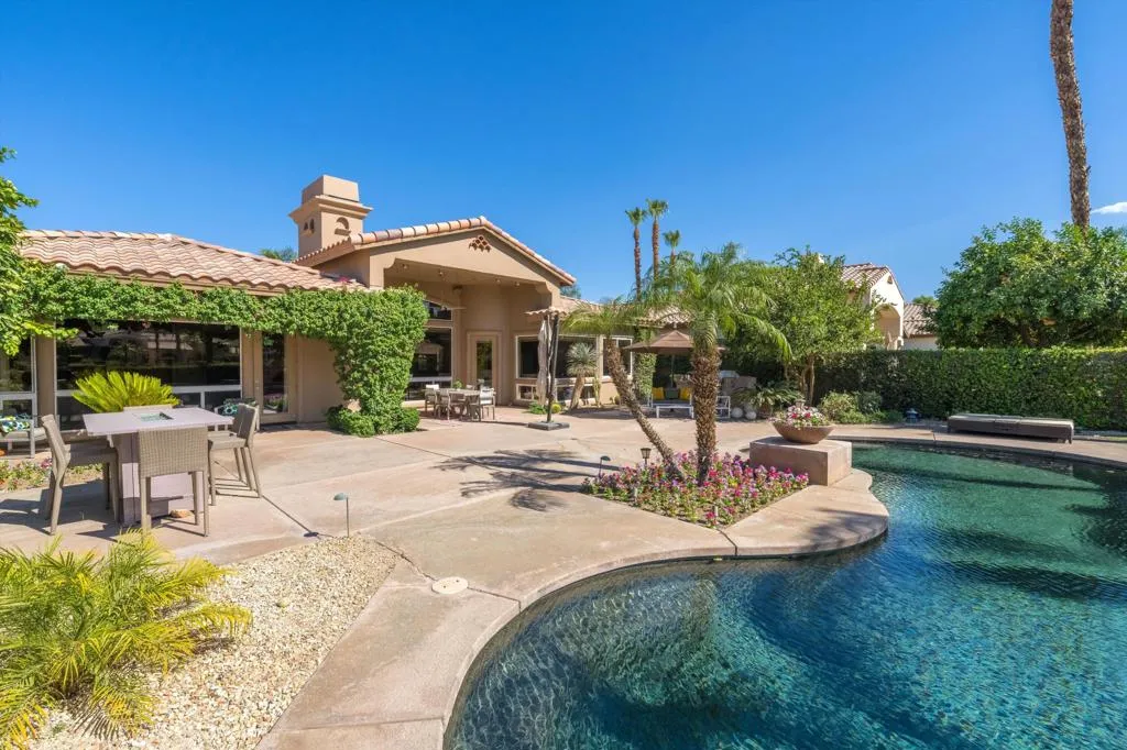 48457 Vista Palomino, La Quinta, California 92253 home-pic-40