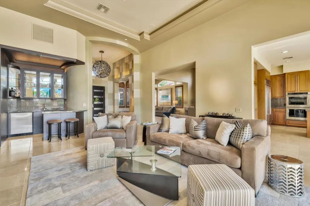 48457 Vista Palomino, La Quinta, California 92253 home-pic-13