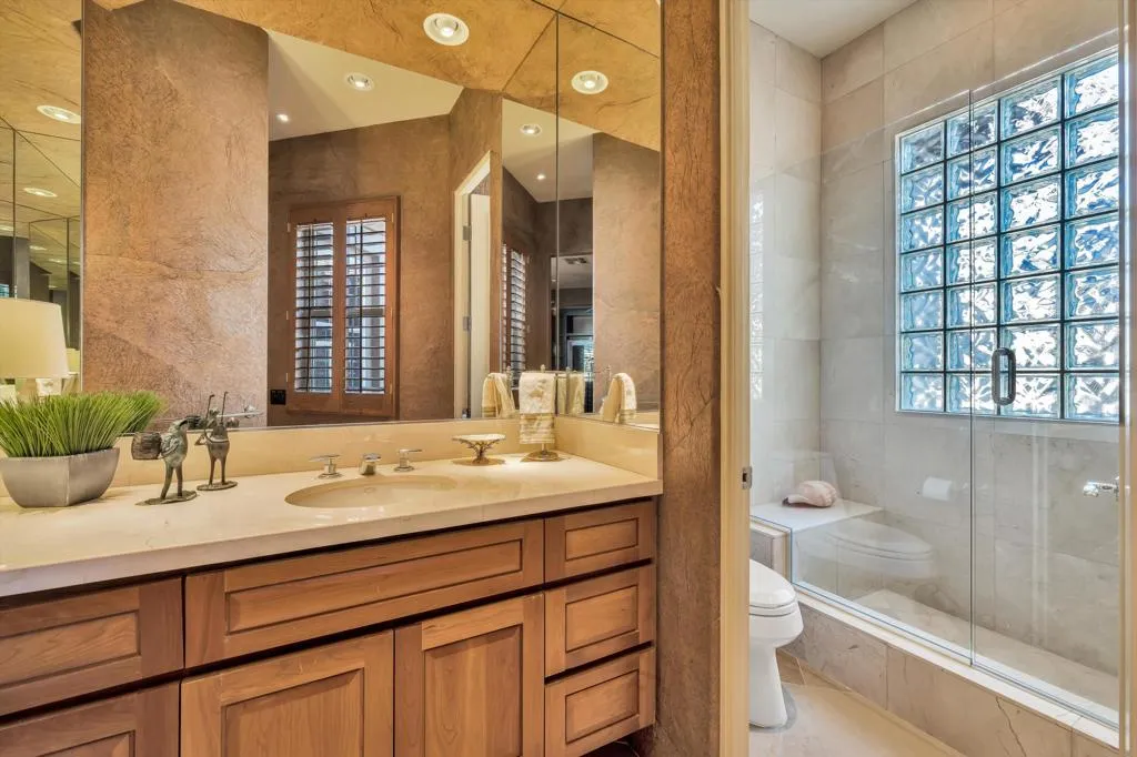48457 Vista Palomino, La Quinta, California 92253 home-pic-32