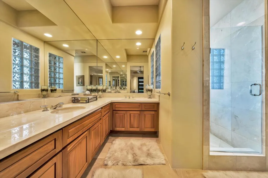 48457 Vista Palomino, La Quinta, California 92253 home-pic-33