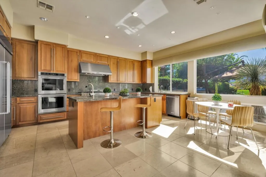48457 Vista Palomino, La Quinta, California 92253 home-pic-20