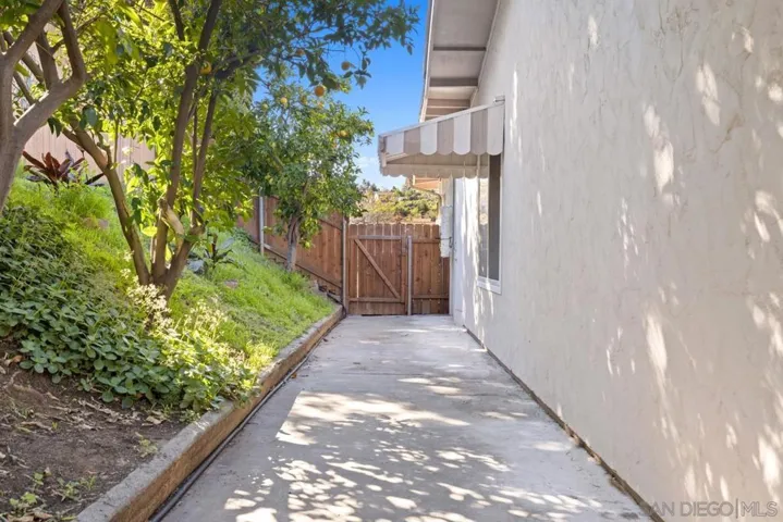 7293 Golfcrest Dr, San Diego, California 92119