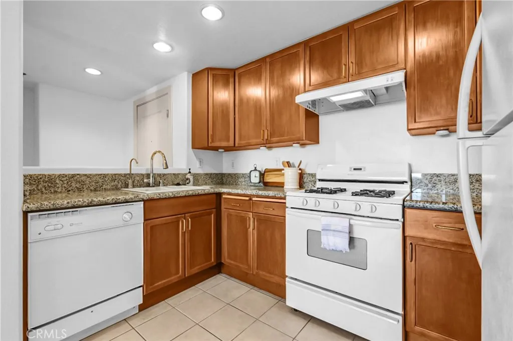 580 W Main Street 318, Alhambra, California 91801 home-pic-9