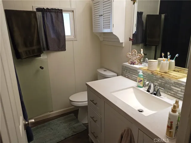 Second Full Bathroom