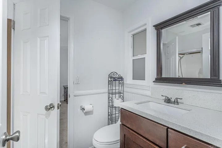 2nd/Guest Bathroom