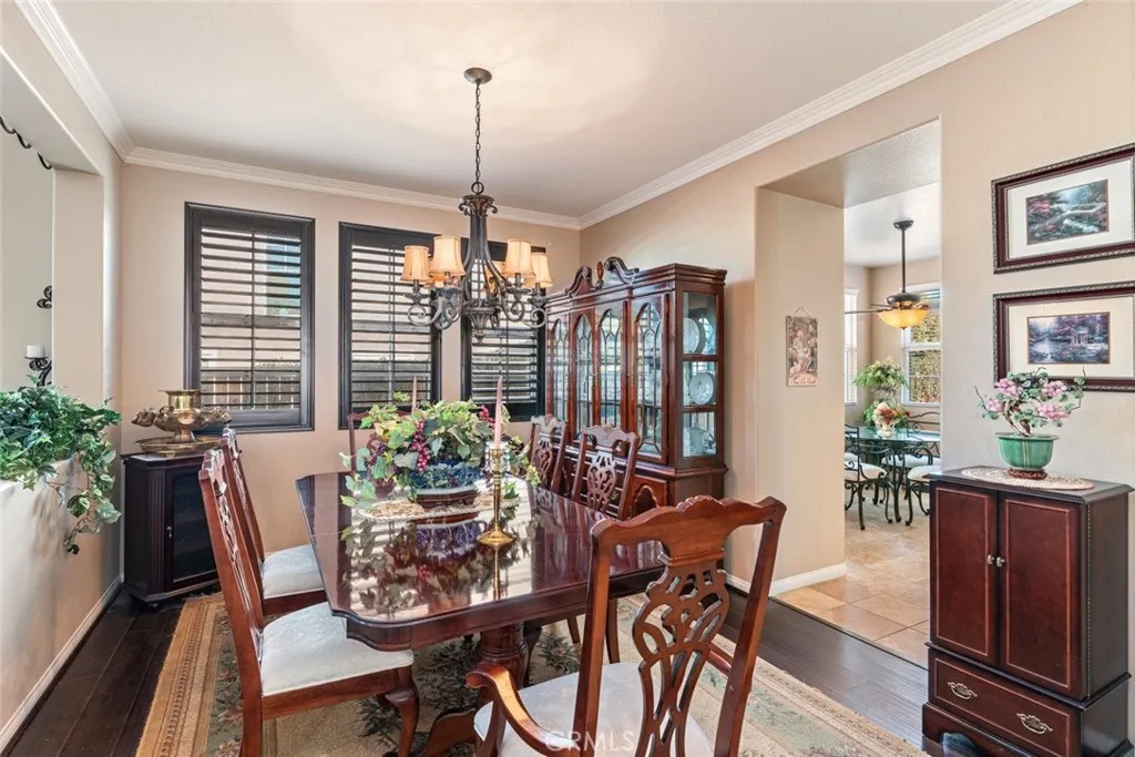 30085 Trois Valley, Murrieta, California 92563 home-pic-21