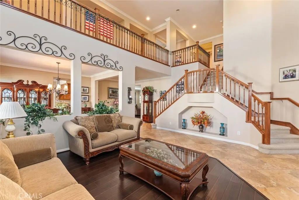 30085 Trois Valley, Murrieta, California 92563 home-pic-16