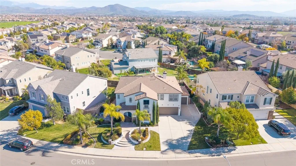 30085 Trois Valley, Murrieta, California 92563 home-pic-48