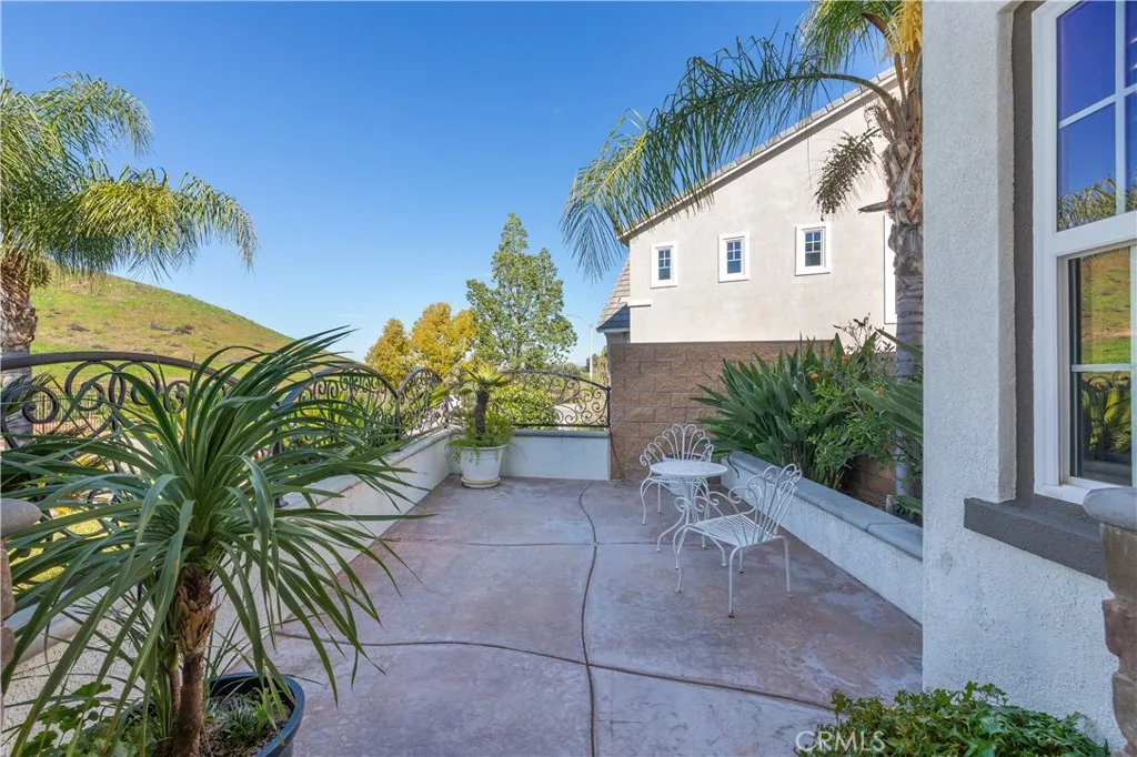 30085 Trois Valley, Murrieta, California 92563 home-pic-11