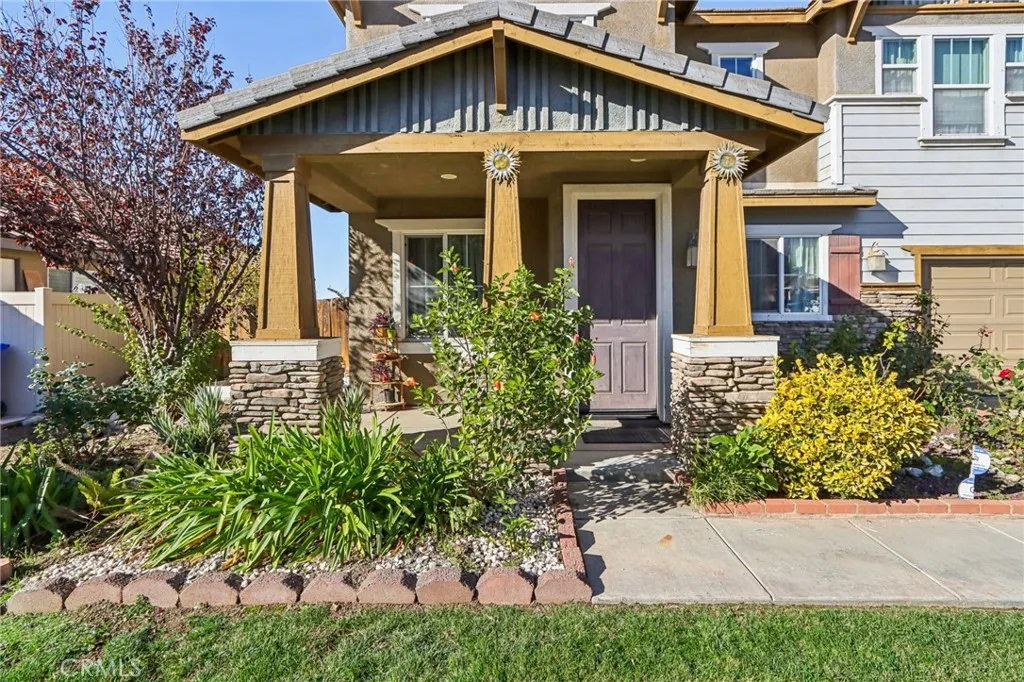 1134 Hazelwood Avenue, Mentone, California 92359 home-pic-4